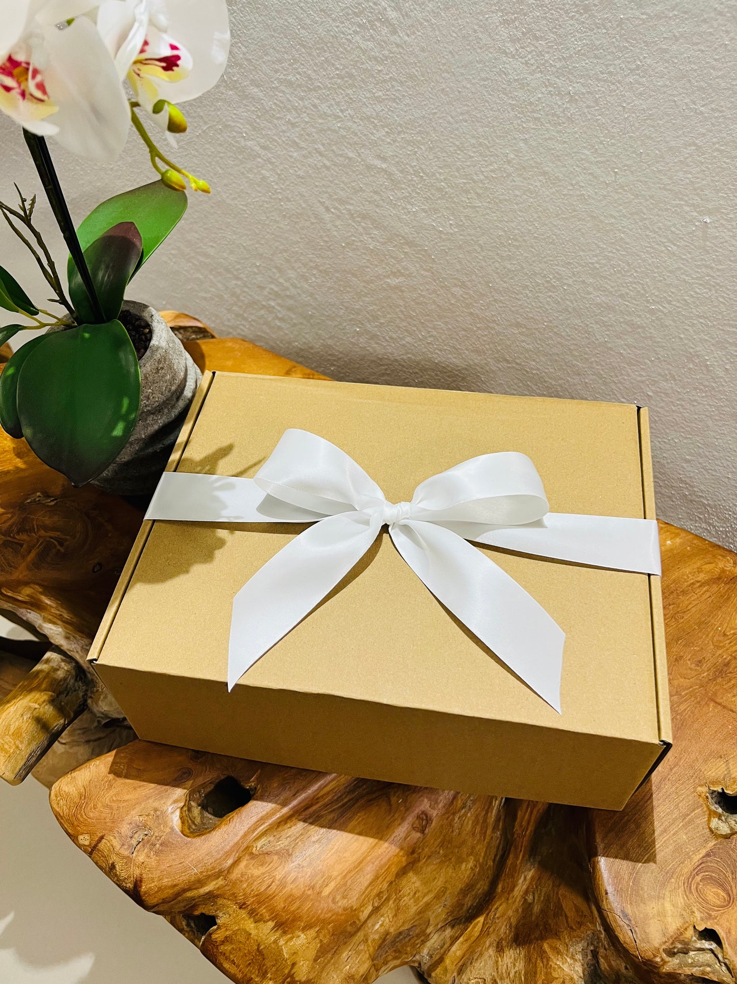 Madrina's Gift Box